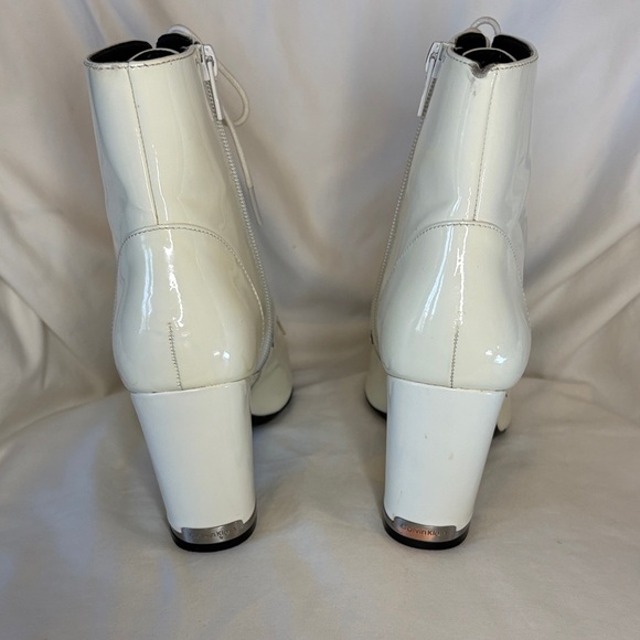 Calvin Klein Patent Leather White Lace-Up Boots Sz 9 - Picture 3 of 15